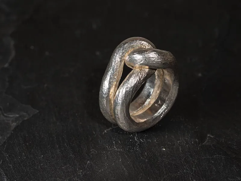 Ring „Knoten“ – Unikat aus der Goldschmiede Atelier Andreas T. in Hannover